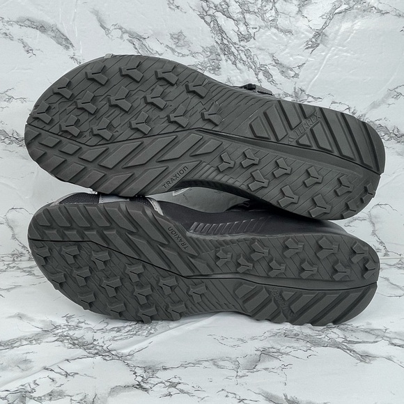 NEW adidas Terrex Hydroterra Sandal Charcoal Gray Black Mens Size 11 IE8009